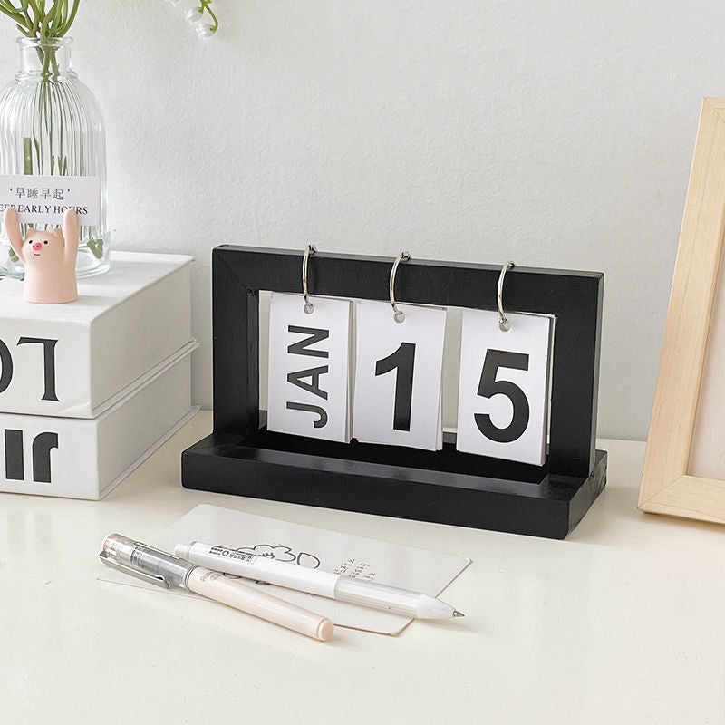 Natural Wood Desktop Calendar – Minimalist Christmas Home Gift